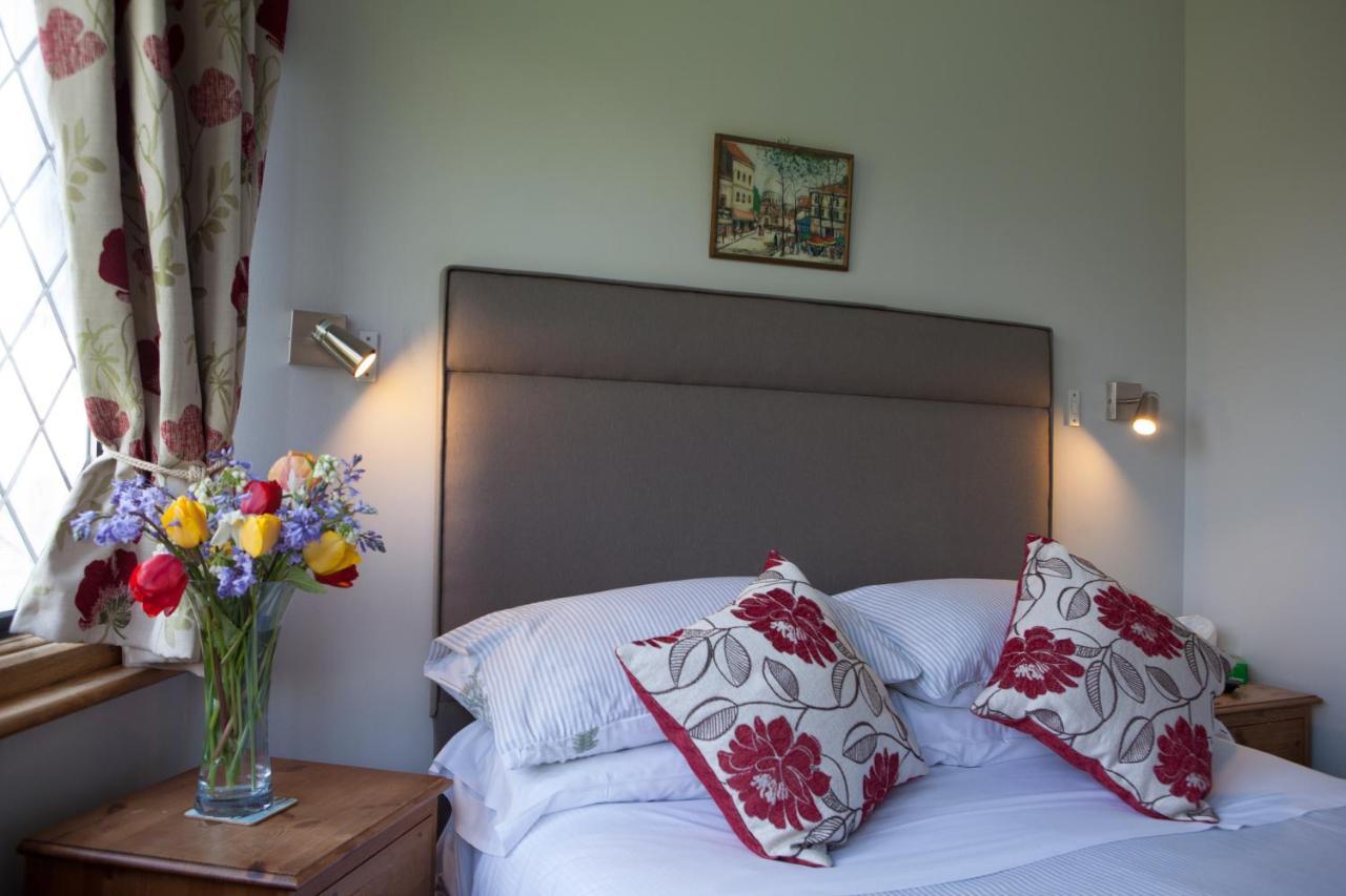 Fern Lodge Guesthouse Hythe  Bagian luar foto