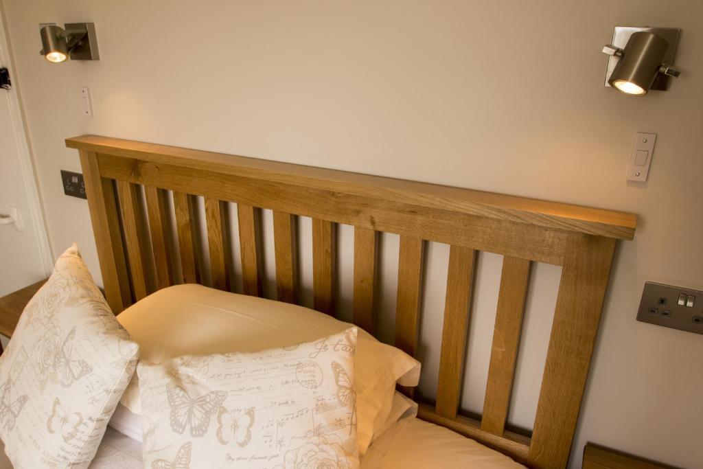 Fern Lodge Guesthouse Hythe  Bagian luar foto