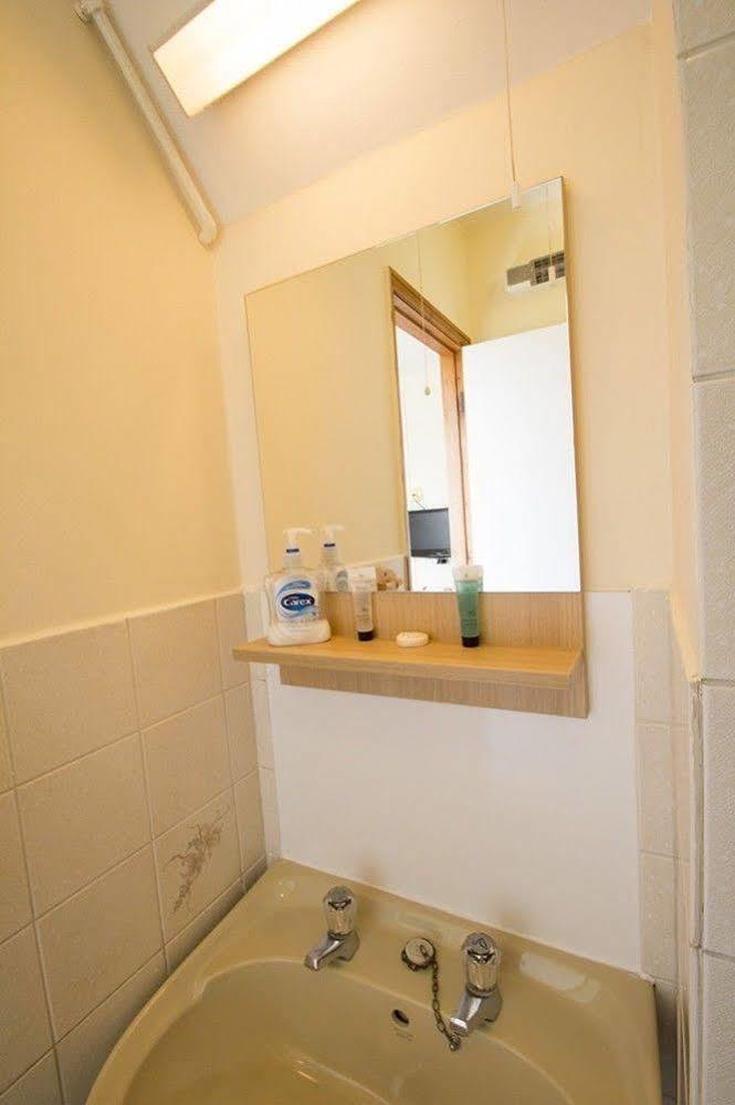Fern Lodge Guesthouse Hythe  Bagian luar foto