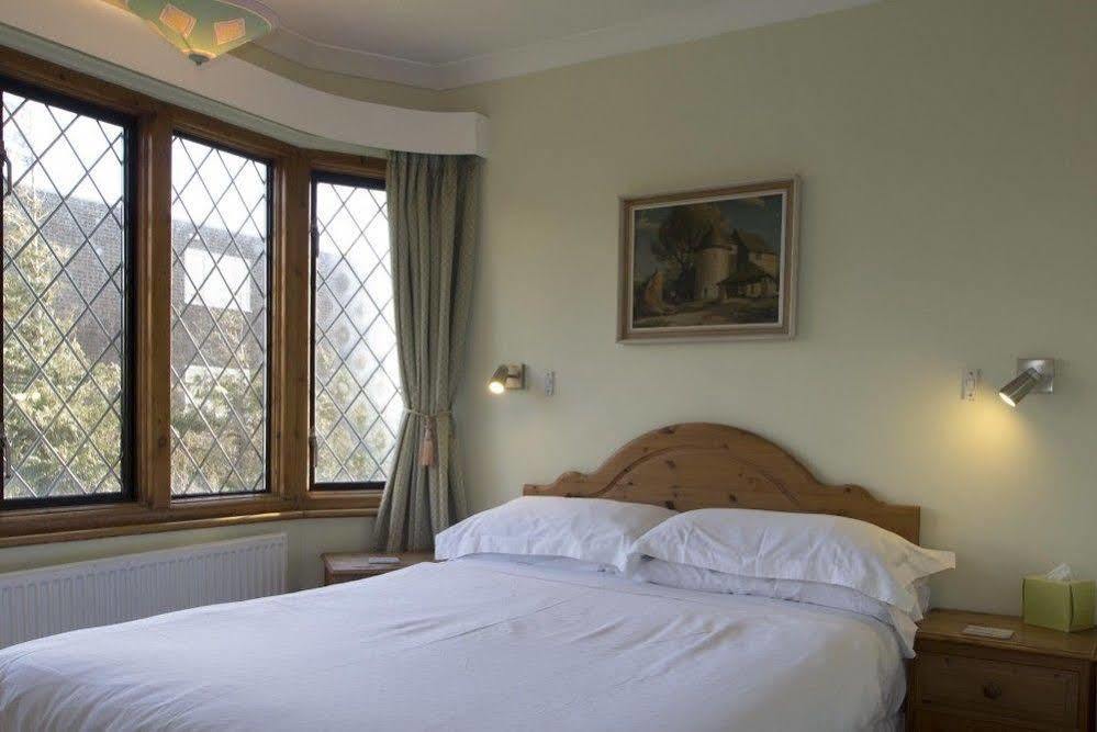 Fern Lodge Guesthouse Hythe  Bagian luar foto